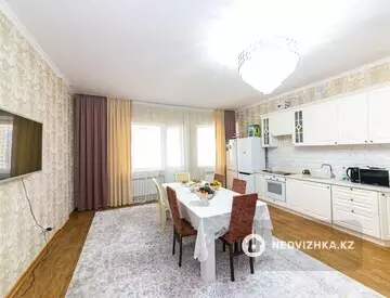 3-комнатная квартира, этаж 10 из 18, 98 м²