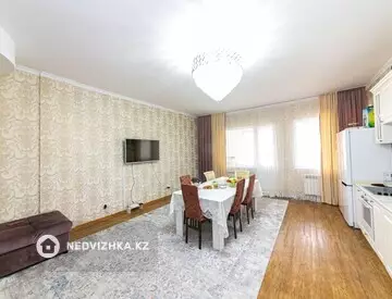 3-комнатная квартира, этаж 10 из 18, 98 м²
