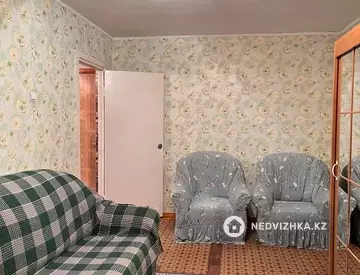 1-комнатная квартира, этаж 3 из 5, 33 м², На длительный срок