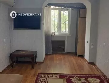 2-комнатная квартира, этаж 2 из 5, 50 м², На длительный срок