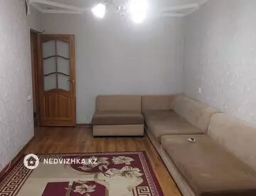 2-комнатная квартира, этаж 2 из 5, 50 м², На длительный срок