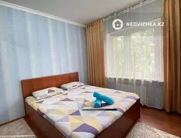 2-комнатная квартира, этаж 4 из 5, 55 м²