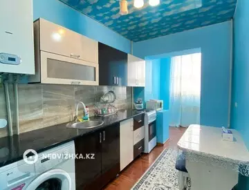 2-комнатная квартира, этаж 4 из 5, 55 м²