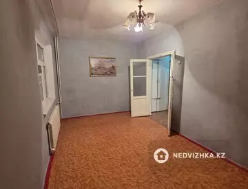 2-комнатная квартира, этаж 1 из 5, 55 м²