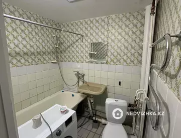 1-комнатная квартира, этаж 4 из 5, 36 м²