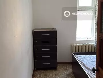 2-комнатная квартира, этаж 1 из 5, 40 м²