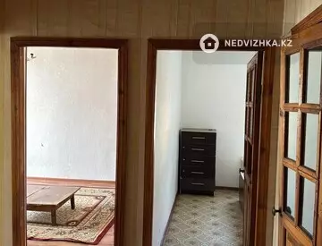 2-комнатная квартира, этаж 1 из 5, 40 м²