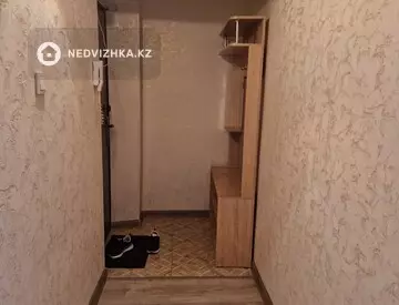 1-комнатная квартира, этаж 3 из 5, 32 м²