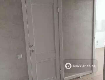 1-комнатная квартира, этаж 9 из 9, 41 м²