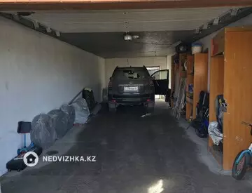 6-комнатный дом, 10 соток, 220 м²