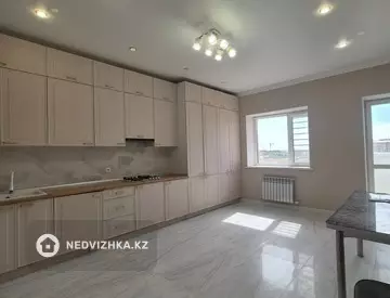 4-комнатная квартира, этаж 5 из 5, 158 м²