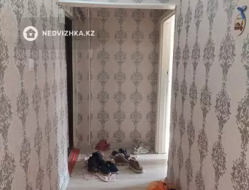 2-комнатная квартира, этаж 3 из 5, 45 м²