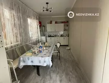 4-комнатный дом, 6 соток, 144 м²