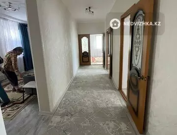 4-комнатный дом, 6 соток, 144 м²