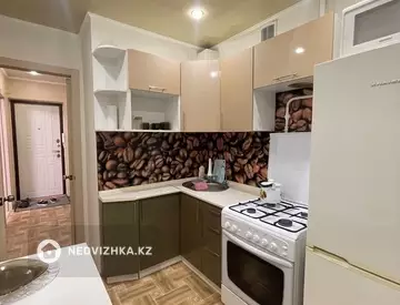 1-комнатная квартира, этаж 3 из 5, 34 м², Посуточно