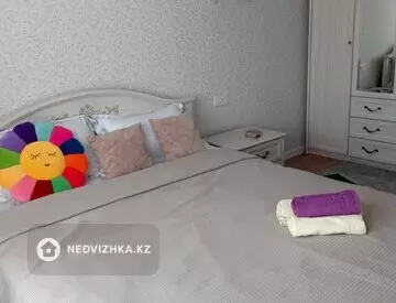 2-комнатная квартира, этаж 2 из 5, 59 м², Посуточно