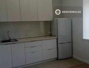 2-комнатная квартира, этаж 2 из 5, 59 м², Посуточно