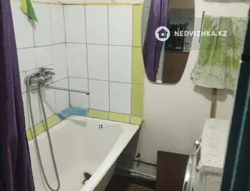 1-комнатная квартира, этаж 3 из 5, 10 м²