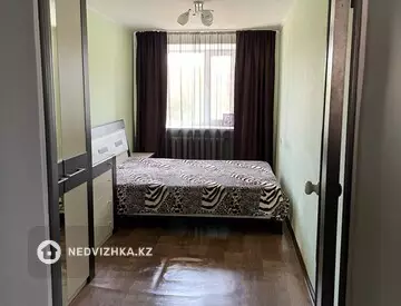 3-комнатная квартира, этаж 4 из 4, 54 м²
