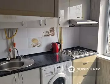 1-комнатная квартира, этаж 3 из 5, 31 м²