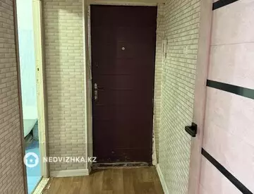 1-комнатная квартира, этаж 2 из 5, 38 м²