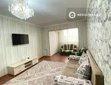 2-комнатная квартира, этаж 4 из 5, 60 м²