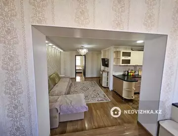 2-комнатная квартира, этаж 3 из 4, 60 м²