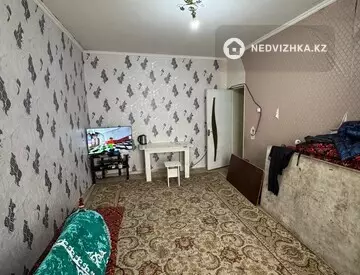 1-комнатная квартира, этаж 4 из 5, 38 м²