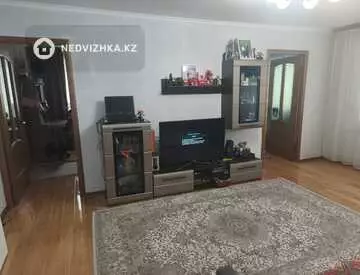 4-комнатная квартира, этаж 2 из 4, 66 м²