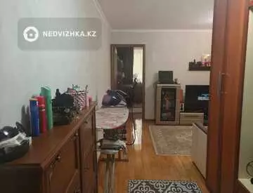 4-комнатная квартира, этаж 2 из 4, 66 м²