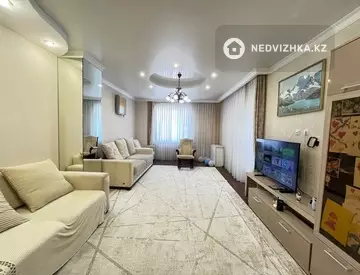 3-комнатная квартира, этаж 8 из 17, 110 м²