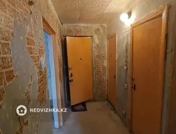 2-комнатная квартира, этаж 2 из 5, 52 м²