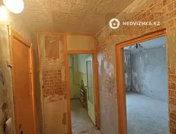 2-комнатная квартира, этаж 2 из 5, 52 м²