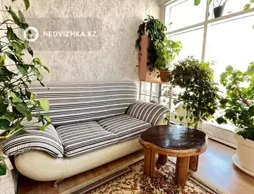 2-комнатная квартира, этаж 2 из 10, 100 м²