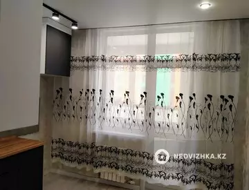 1-комнатная квартира, этаж 3 из 9, 39 м²