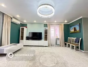 3-комнатная квартира, этаж 2 из 12, 127 м²