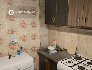 1-комнатная квартира, этаж 4 из 5, 36 м²