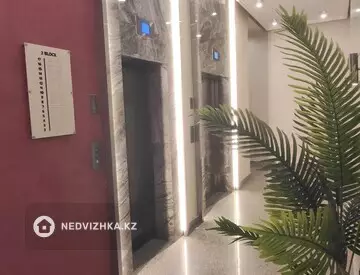 3-комнатная квартира, этаж 12 из 12, 90 м², На длительный срок