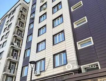 4-комнатная квартира, этаж 9 из 10, 114 м²