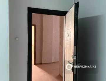 4-комнатная квартира, этаж 9 из 10, 114 м²