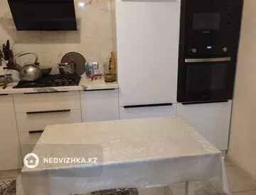 4-комнатная квартира, этаж 2 из 5, 96 м²