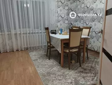 4-комнатная квартира, этаж 2 из 5, 96 м²