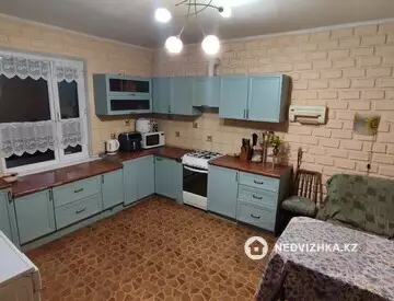 5-комнатный дом, 5 соток, 180 м²