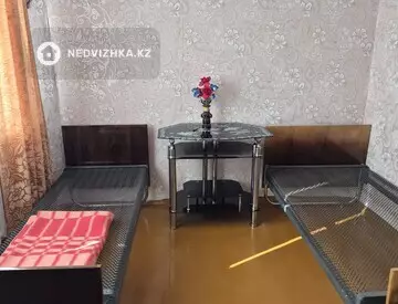 4-комнатная квартира, этаж 3 из 5, 62 м²
