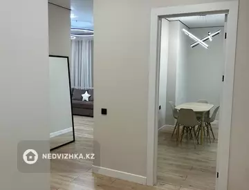 2-комнатная квартира, этаж 14 из 22, 65 м²