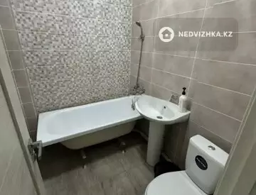 1-комнатная квартира, этаж 8 из 9, 39 м²