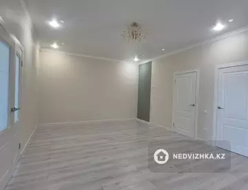 4-комнатная квартира, этаж 5 из 5, 158 м²