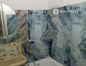 2-комнатная квартира, этаж 5 из 5, 37 м²