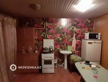 2-комнатная квартира, этаж 1 из 5, 50 м²