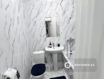 2-комнатная квартира, этаж 6 из 20, 60 м², Посуточно
